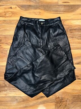 Beginning Boutique Black Faux Leather Pants